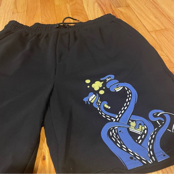 Colombian Artist Streetwear Brand Fourtopus Cargo Drawstring Sweat Shorts Unisex - Picture 11 of 14